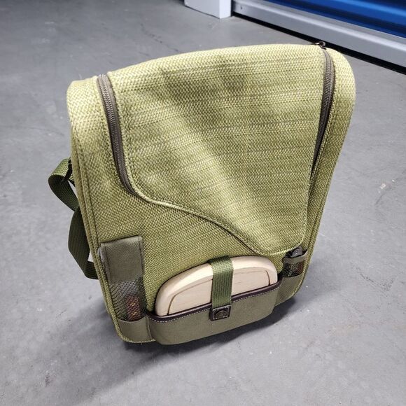 Picnic at Ascot Wine & Cheese Cooler Bag - Picture 6 of 6